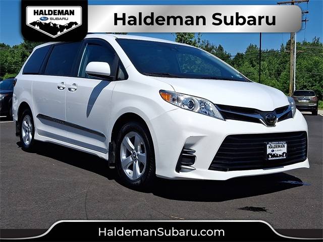 2020 Toyota Sienna LE — Minivan — 46,540 mi — Robbinsville, NJ