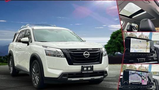 2023 Nissan Pathfinder SL — SUV — 10,528 mi — Greenvale, NY
