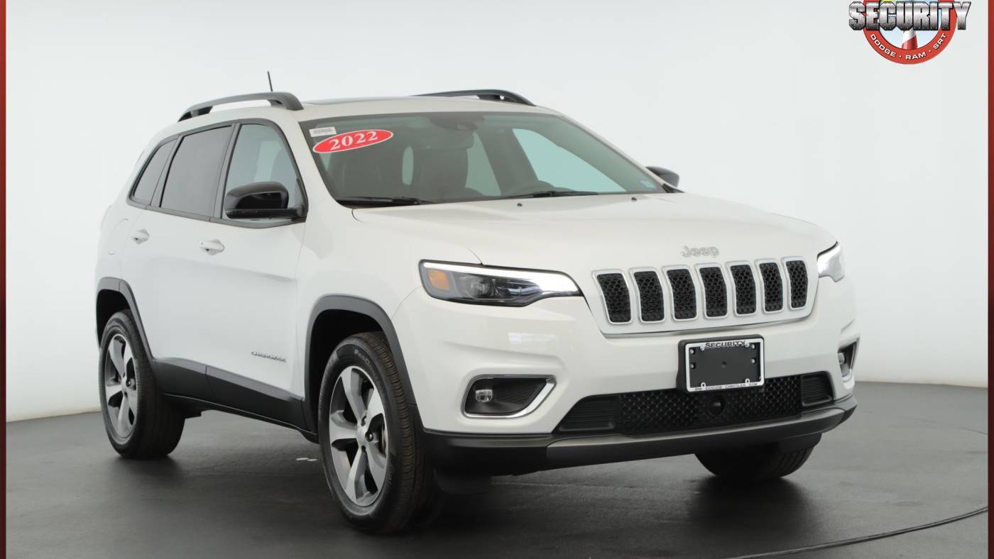 2022 Jeep Cherokee Limited — SUV — 18,025 mi — Amityville, NY