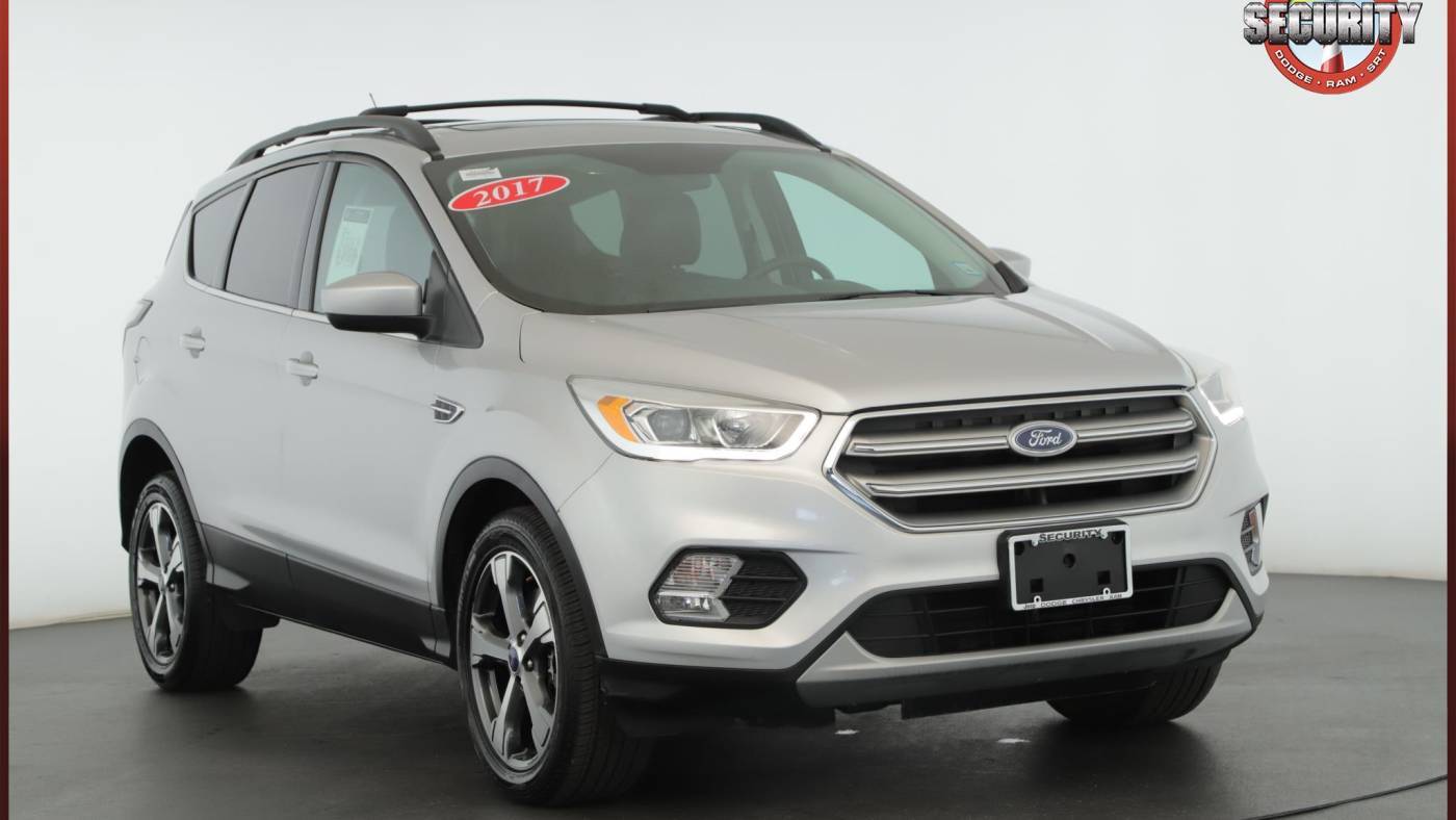 2017 Ford Escape SE — SUV — 64,941 mi — Amityville, NY