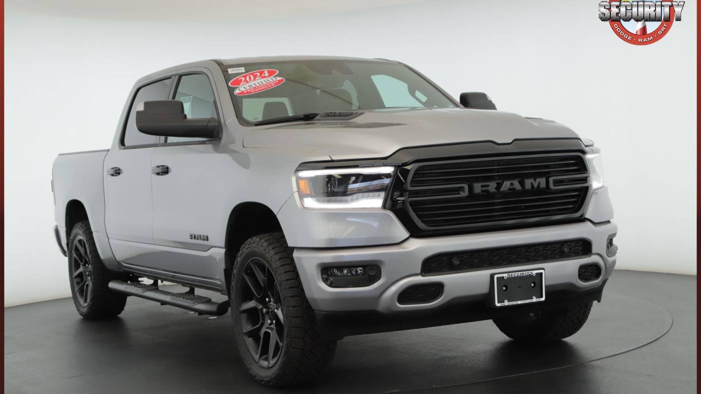 2024 Ram 1500 Laramie — Pickup Truck — 29,003 mi — Amityville, NY