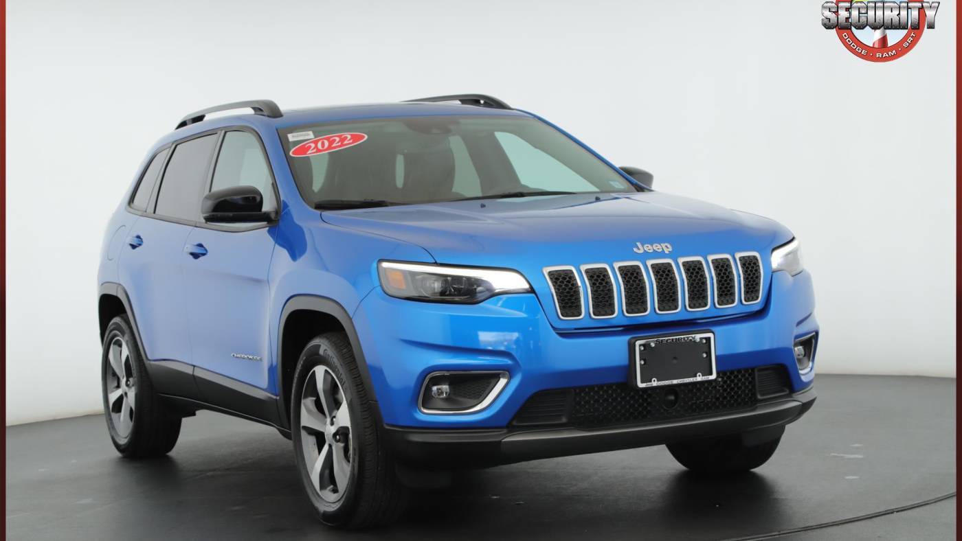 2022 Jeep Cherokee Limited — SUV — 9,395 mi — Amityville, NY