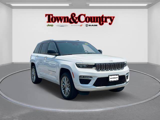 2022 Jeep Grand Cherokee Summit — SUV — 25,867 mi — Levittown, NY
