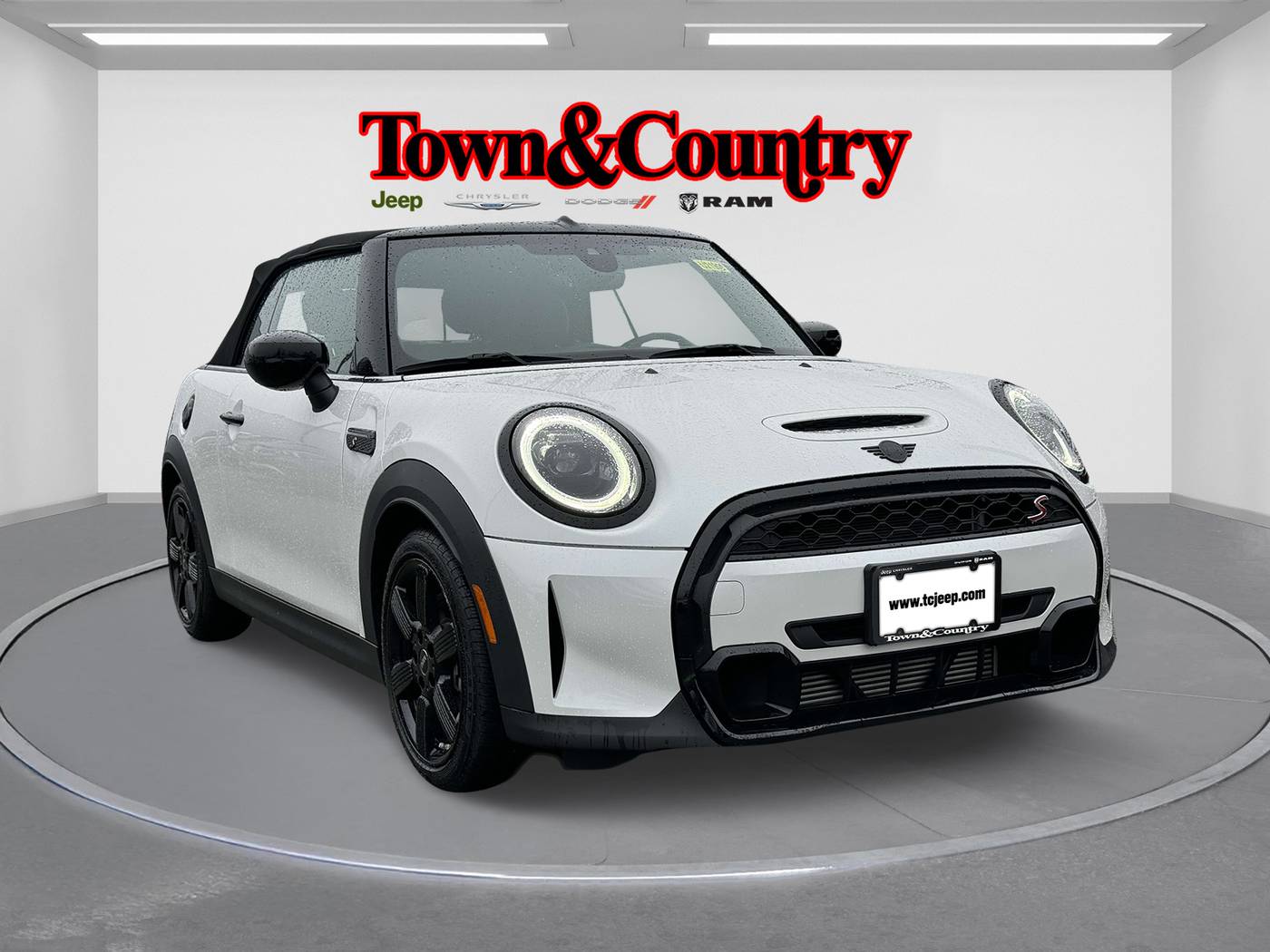 2024 MINI Convertible Cooper S — Convertible — 11,179 mi — Levittown, NY