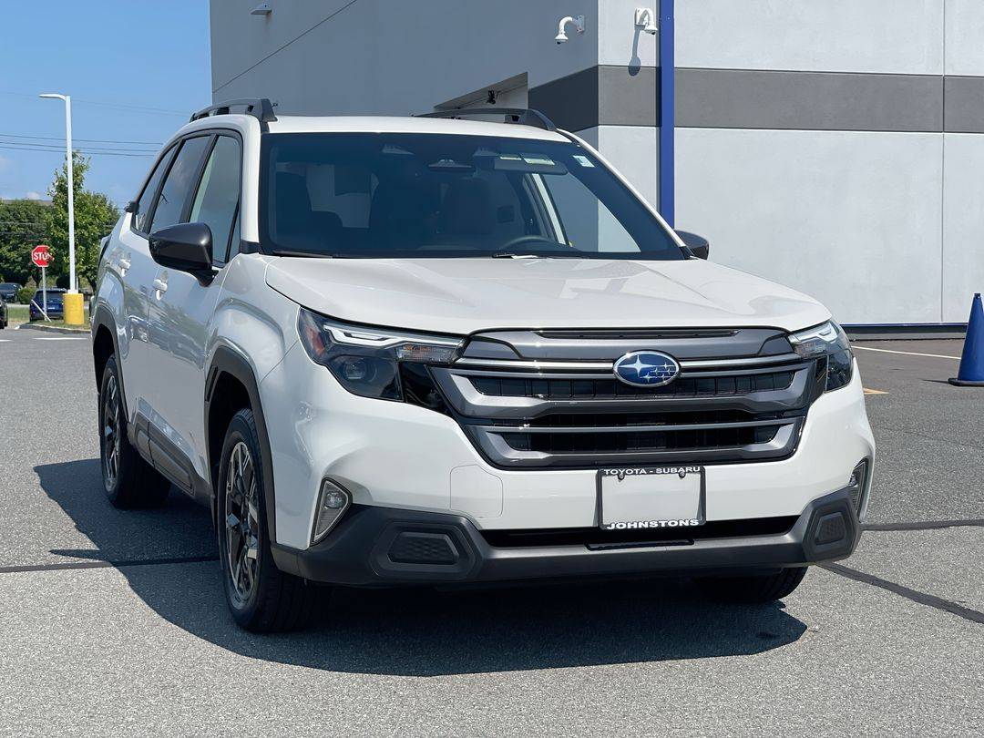 2025 Subaru Forester Premium — SUV — 4,959 mi — Middletown, NY