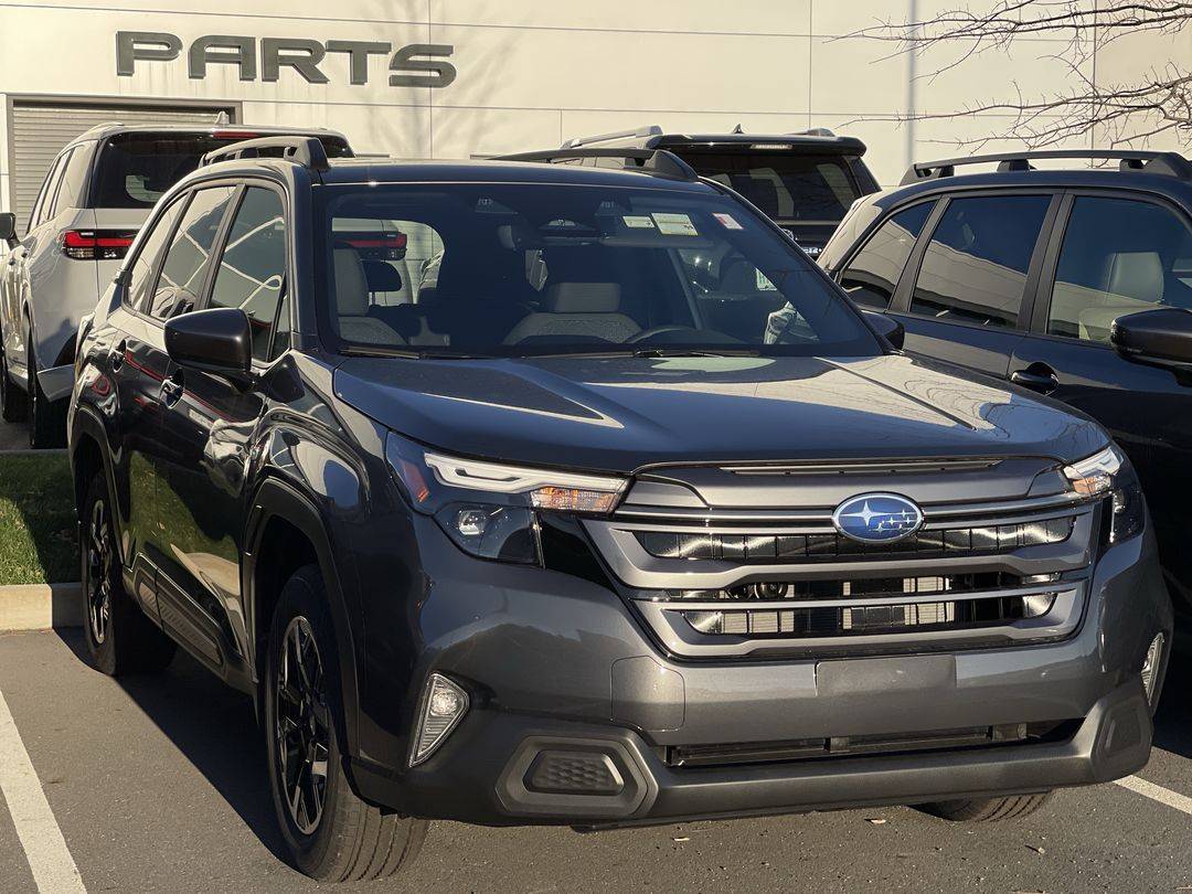 2025 Subaru Forester Premium — SUV — 4,131 mi — Middletown, NY