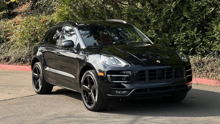 2018 Porsche Macan Turbo