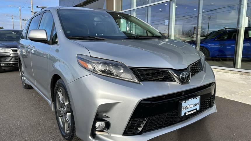 2019 Toyota Sienna SE — Minivan — 50,624 mi — Gresham, OR