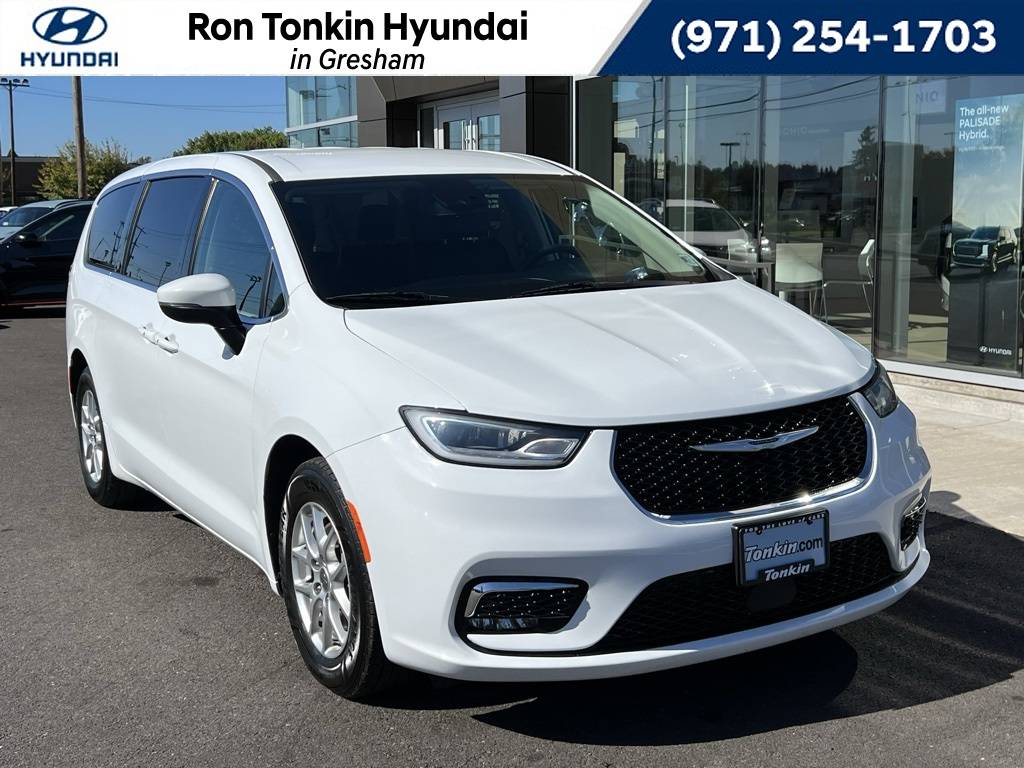 2023 Chrysler Pacifica Touring L — Minivan — 65,930 mi — Gresham, OR