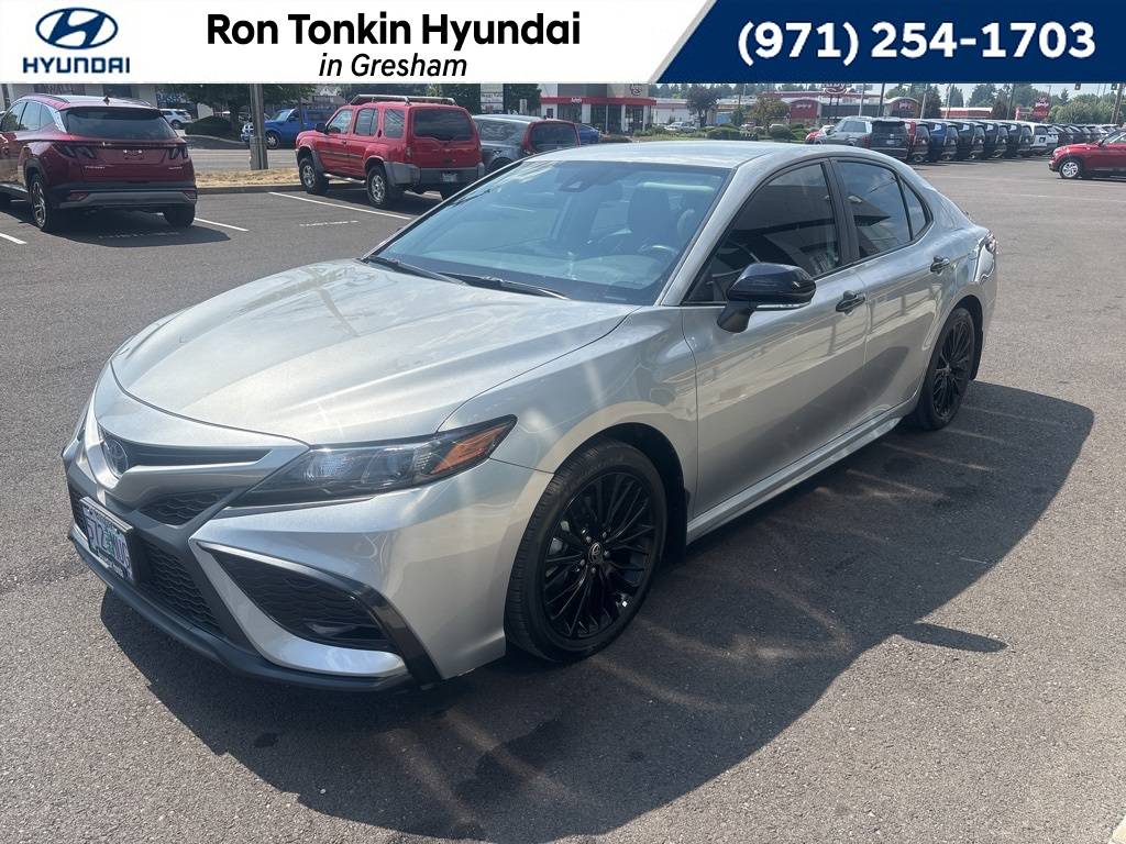 2022 Toyota Camry Hybrid SE Nightshade — Sedan — 31,634 mi — Gresham, OR