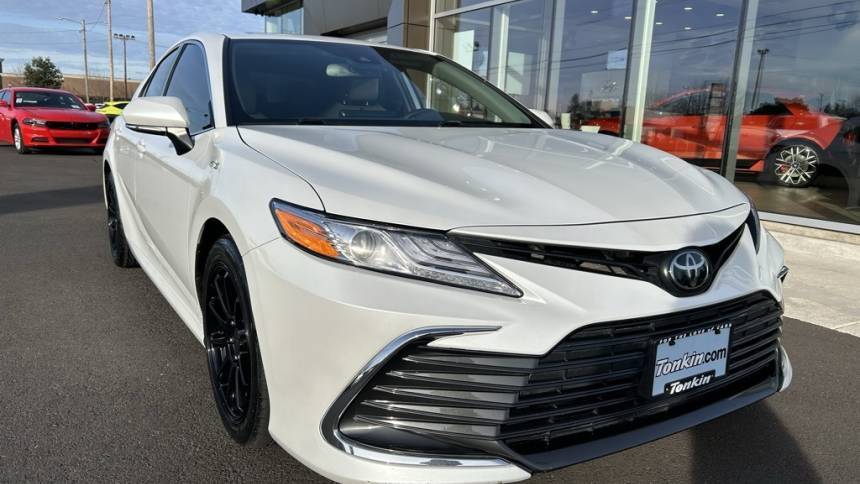 2023 Toyota Camry XLE — Sedan — 20,737 mi — Gresham, OR