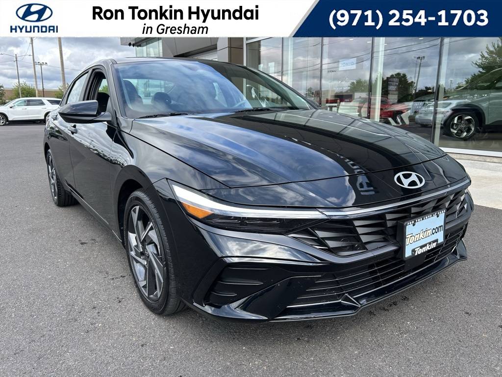 2024 Hyundai Elantra SEL — Sedan — 7,122 mi — Gresham, OR
