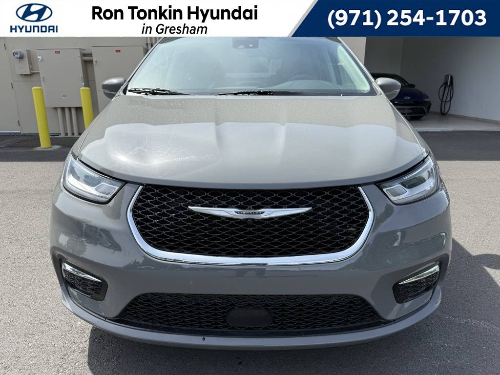 2022 Chrysler Pacifica Touring L — Minivan — 72,450 mi — Gresham, OR