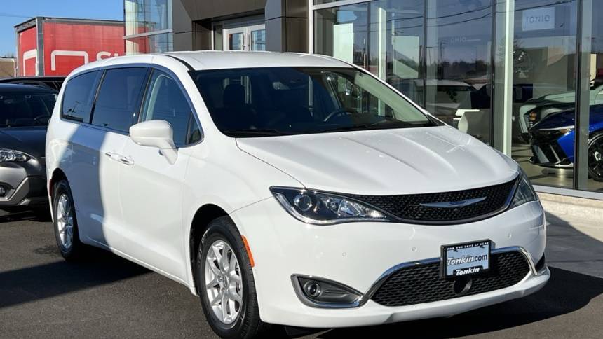 2020 Chrysler Pacifica Touring — Minivan — 72,245 mi — Gresham, OR