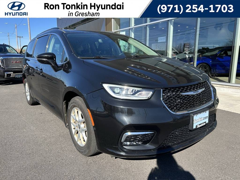 2022 Chrysler Pacifica Touring L — Minivan — 48,402 mi — Gresham, OR