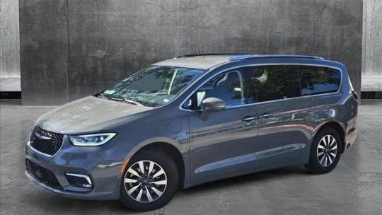 2021 Chrysler Pacifica Hybrid Touring L — Minivan — 84,776 mi — The Woodlands, TX