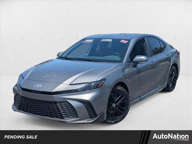 2025 Toyota Camry SE — Sedan — 19,638 mi — Gilbert, AZ
