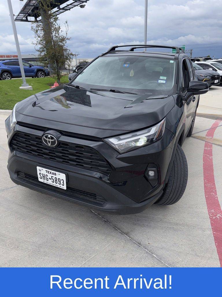 2022 Toyota RAV4 XLE Premium — SUV — 32,352 mi — Fort Worth, TX
