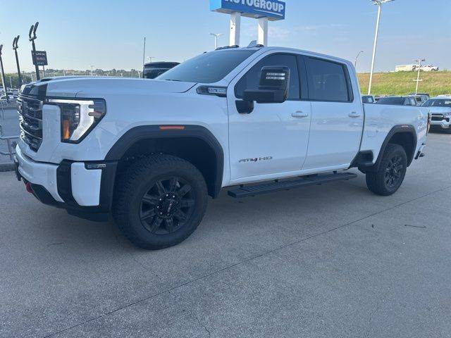 2025 GMC Sierra 2500HD AT4 — Pickup Truck — 2,111 mi — Fort Worth, TX
