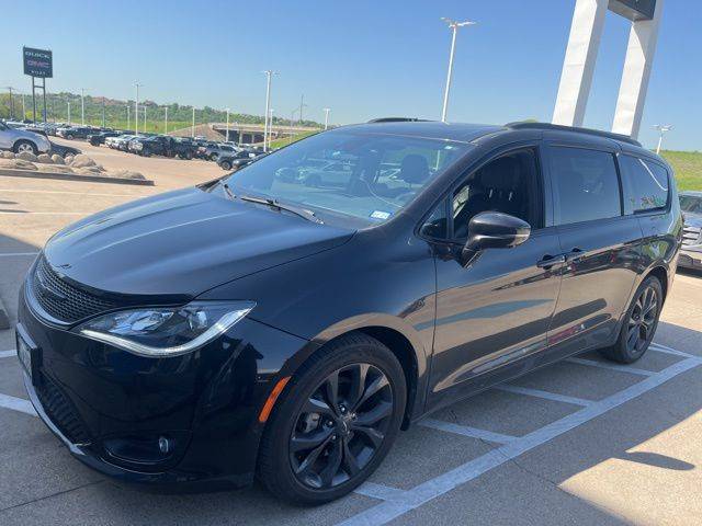 2019 Chrysler Pacifica Limited — Minivan — 58,858 mi — Fort Worth, TX