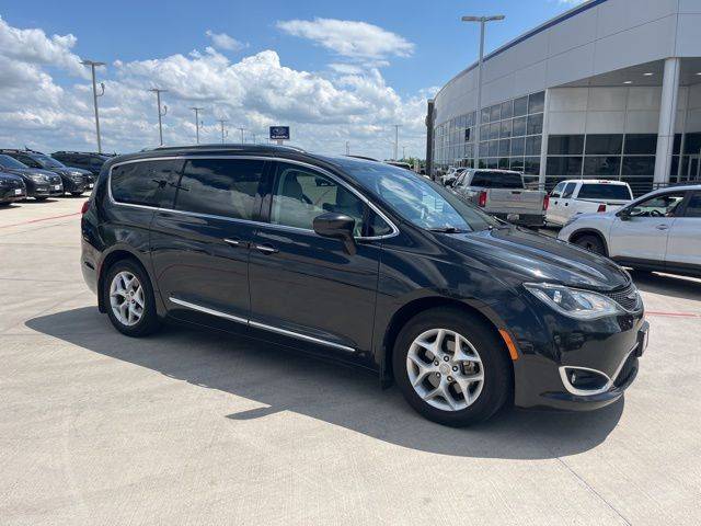 2017 Chrysler Pacifica Touring L Plus — Minivan — 130,014 mi — Fort Worth, TX