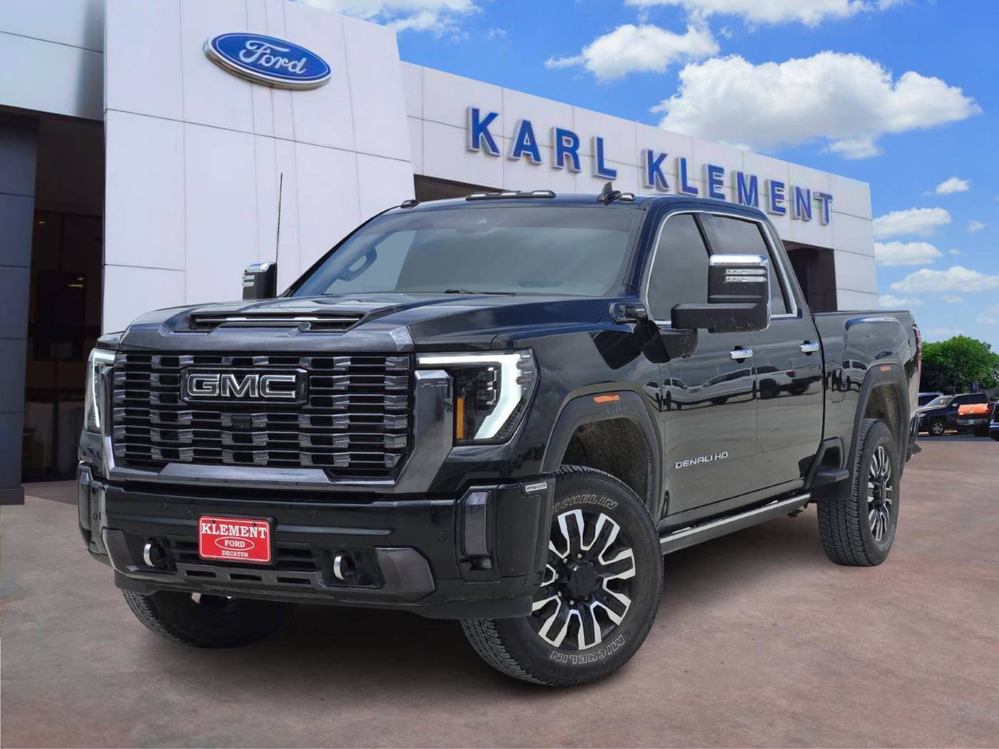 2024 GMC Sierra 2500HD Denali Ultimate — Pickup Truck — 77,074 mi — Decatur, TX