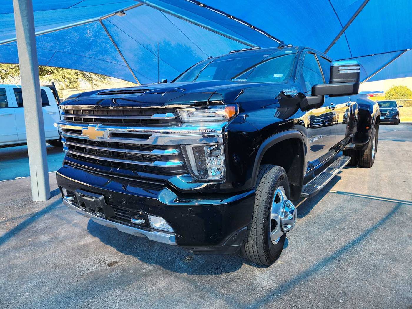 2023 Chevrolet Silverado 3500HD High Country — Pickup Truck — 49,280 mi — Decatur, TX