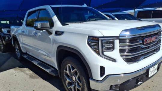 2023 GMC Sierra 1500 SLT — Pickup Truck — 19,996 mi — Decatur, TX