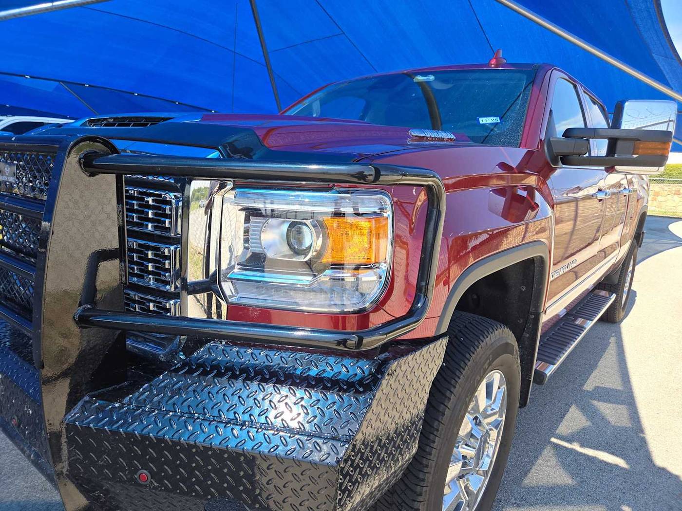 2018 GMC Sierra 2500HD Denali — Pickup Truck — 85,650 mi — Decatur, TX
