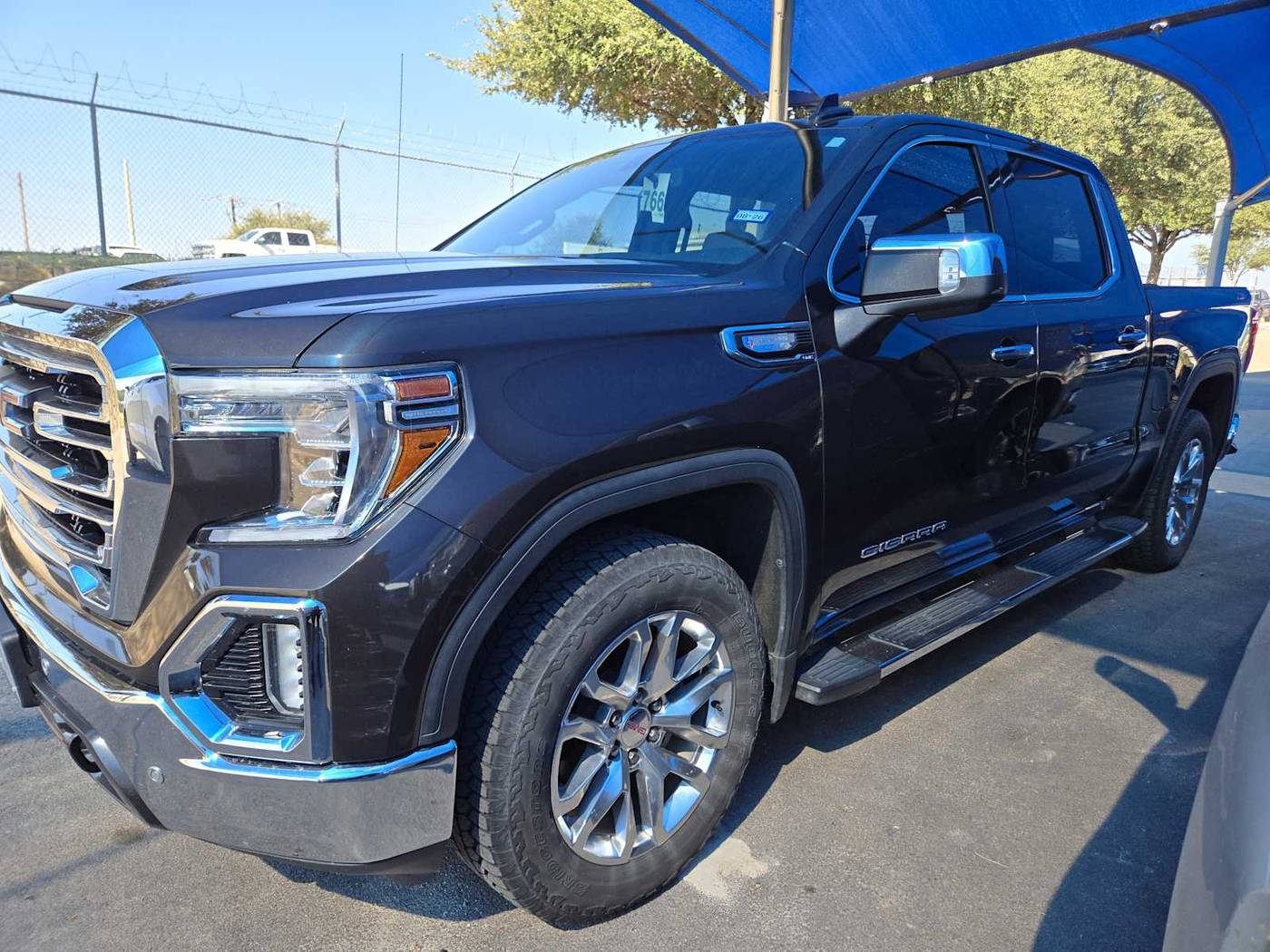 2021 GMC Sierra 1500 SLT — Pickup Truck — 30,619 mi — Decatur, TX