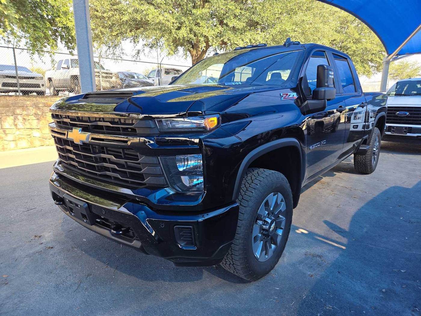 2025 Chevrolet Silverado 2500HD Custom — Pickup Truck — 727 mi — Decatur, TX
