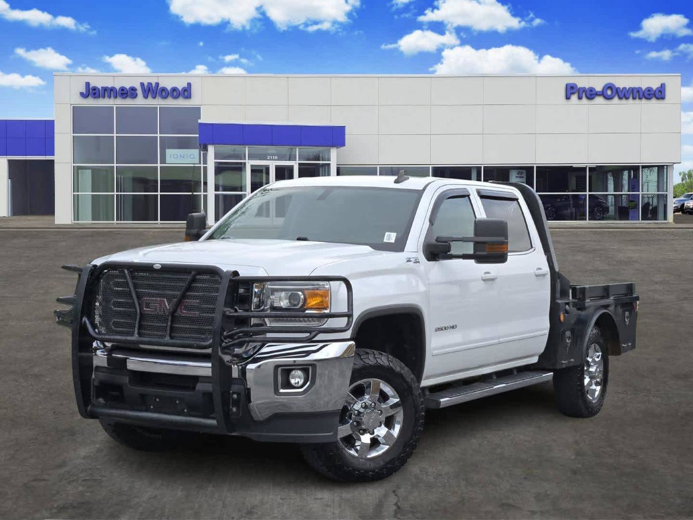 2017 GMC Sierra 2500HD SLE — Pickup Truck — 143,717 mi — Decatur, TX