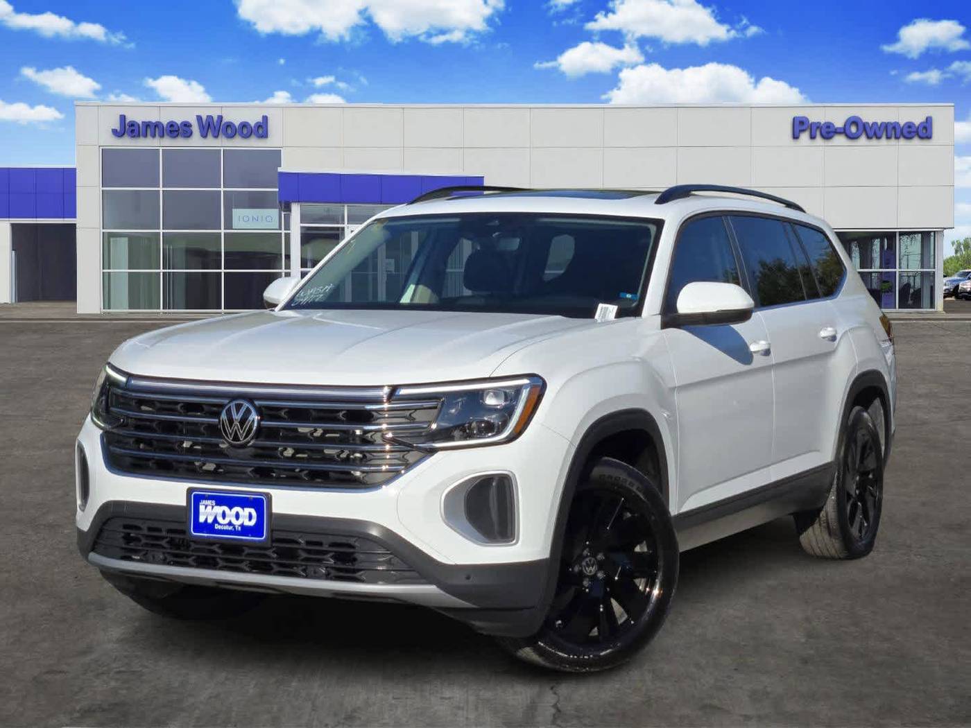2024 Volkswagen Atlas SE with Technology — SUV — 16,243 mi — Decatur, TX