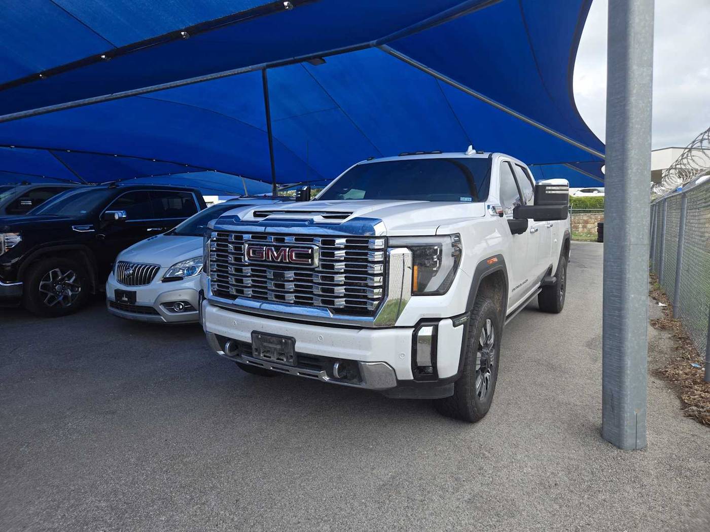 2024 GMC Sierra 2500HD Denali — Pickup Truck — 65,009 mi — Decatur, TX