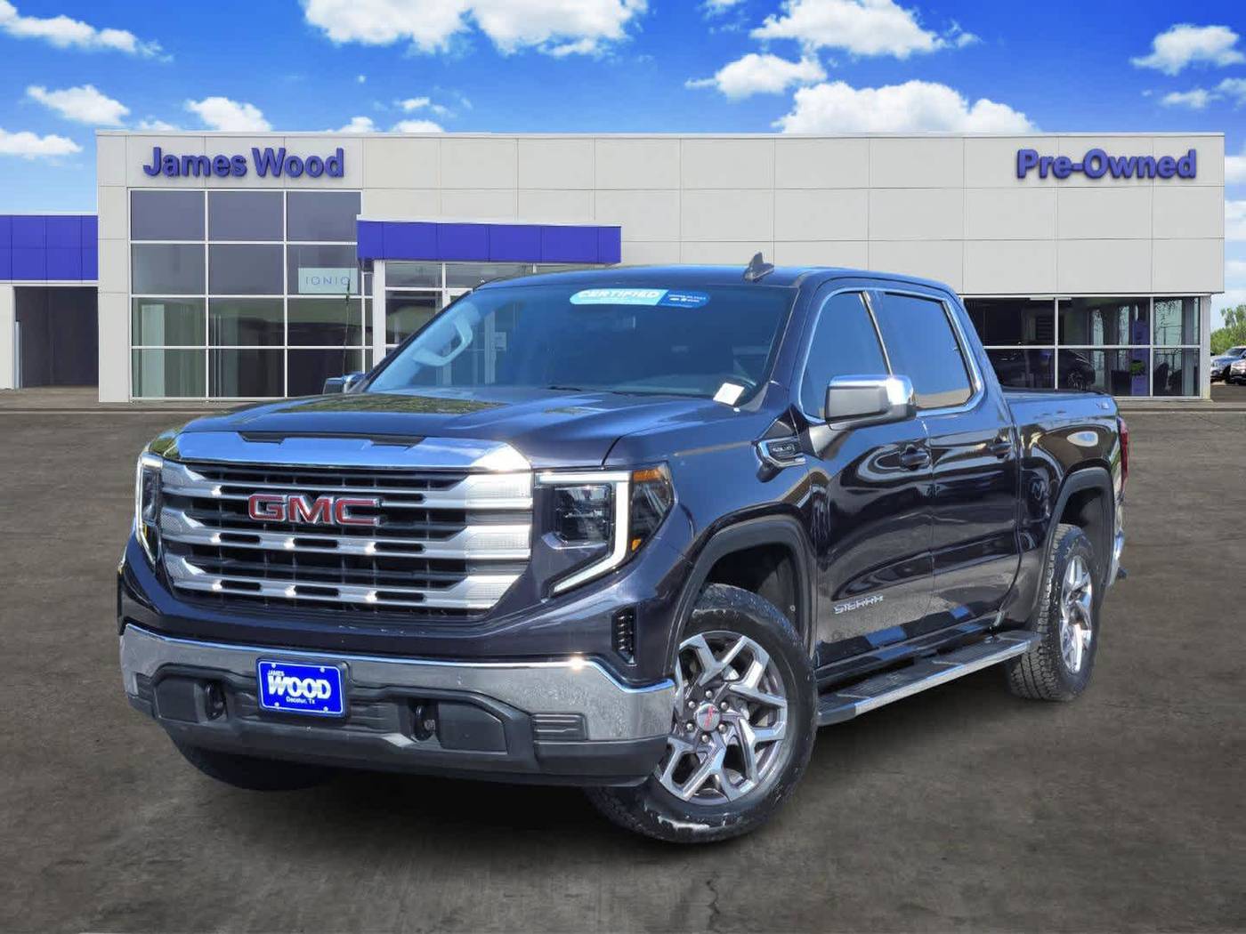2022 GMC Sierra 1500 SLE — Pickup Truck — 23,892 mi — Decatur, TX