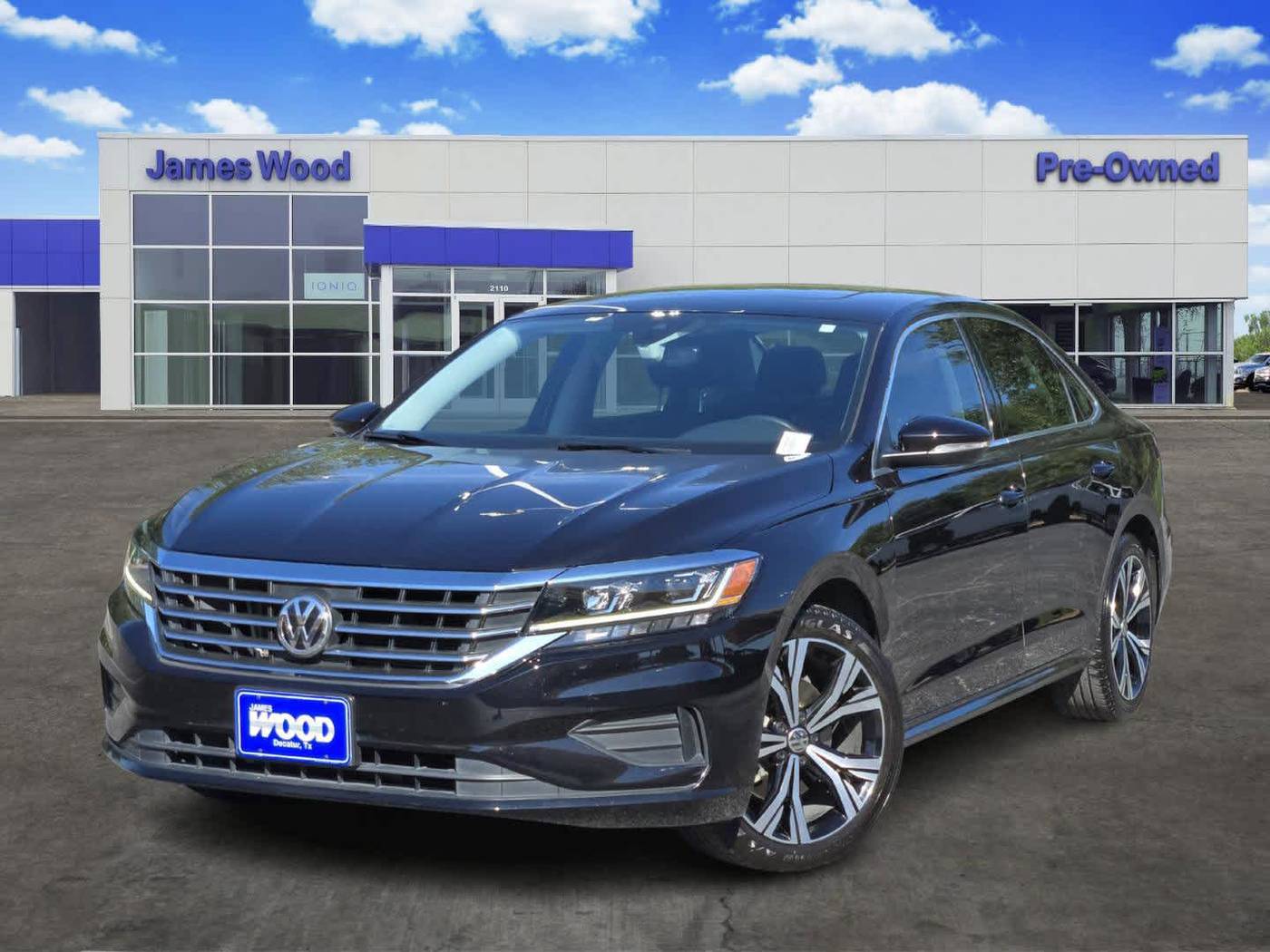 2021 Volkswagen Passat SE — Sedan — 42,796 mi — Decatur, TX