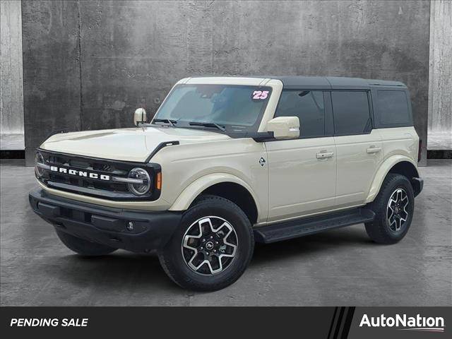 2025 Ford Bronco Outer Banks — SUV — 235 mi — Houston, TX