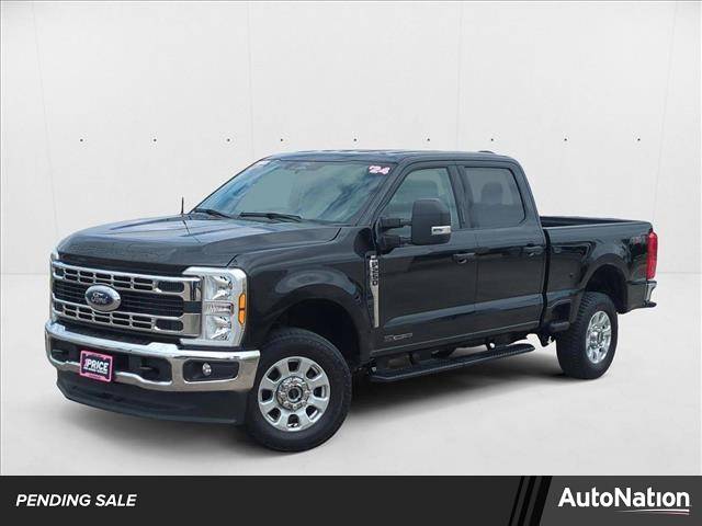 2024 Ford Super Duty F-250 XLT — Pickup Truck — 32,209 mi — Houston, TX