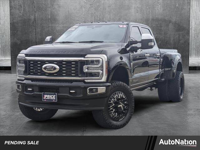 2023 Ford Super Duty F-350 Platinum — Pickup Truck — 17,111 mi — Katy, TX