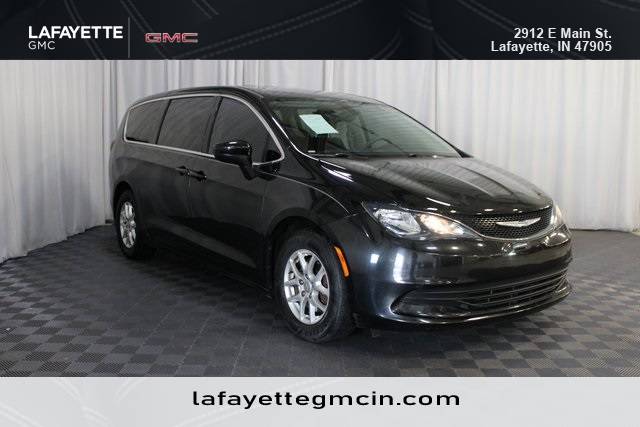 2017 Chrysler Pacifica Touring — Minivan — 127,092 mi — Lafayette, IN