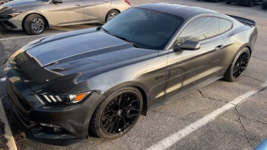 2017 Ford Mustang GT — Coupe — 27,063 mi — Lafayette, IN