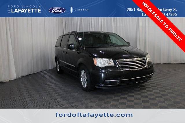 2016 Chrysler Town & Country Touring — Minivan — 164,438 mi — Lafayette, IN