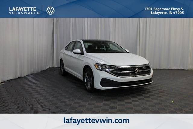 2024 Volkswagen Jetta SE — Sedan — 5,549 mi — Lafayette, IN