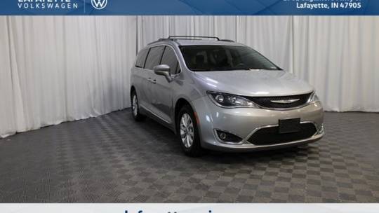 2017 Chrysler Pacifica Touring L — Minivan — 123,274 mi — Lafayette, IN