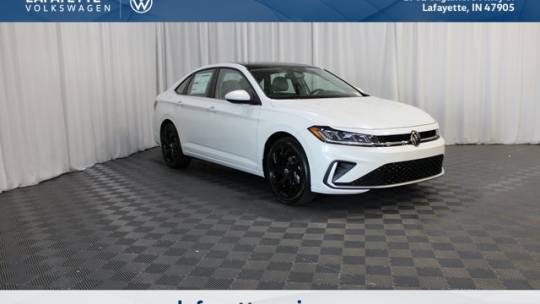 2025 Volkswagen Jetta SE — Sedan — 7,317 mi — Lafayette, IN