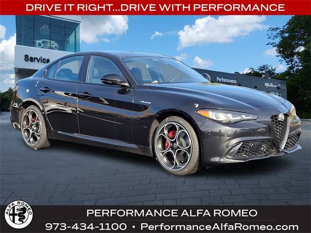 2025 Alfa Romeo Giulia Sprint — Sedan — 5,948 mi — Whippany, NJ