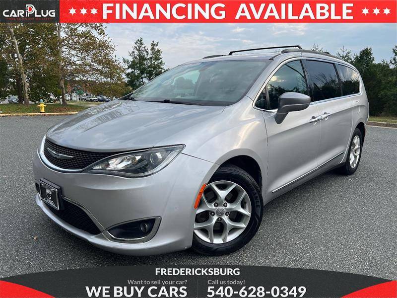 2017 Chrysler Pacifica Touring L — Minivan — 129,785 mi — Fredericksburg, VA