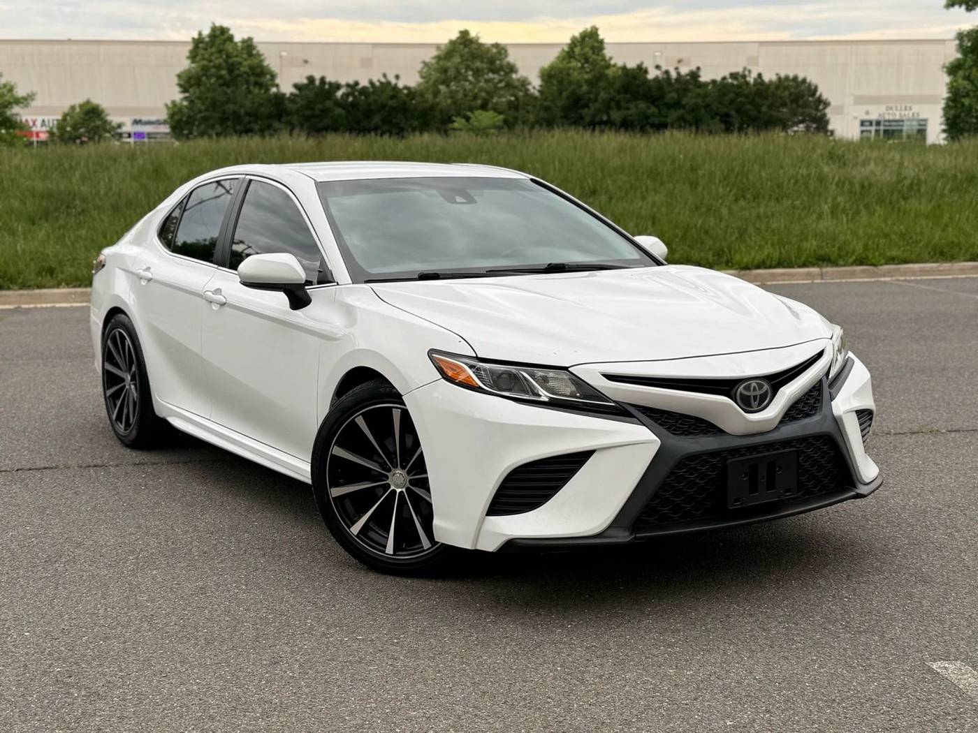2018 Toyota Camry L — Sedan — 99,906 mi — Chantilly, VA
