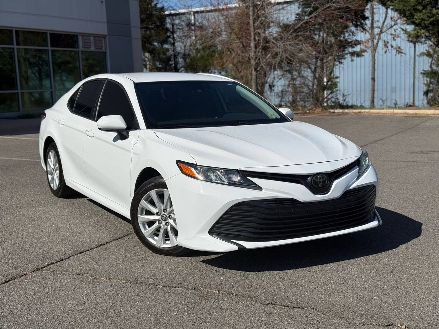 2020 Toyota Camry LE — Sedan — 97,827 mi — Chantilly, VA
