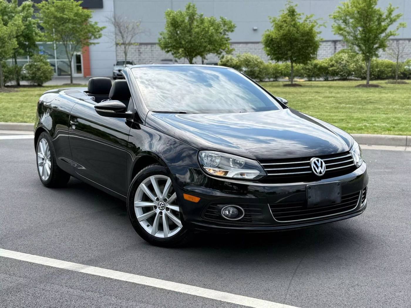 2013 Volkswagen Eos Komfort — Convertible — 67,879 mi — Chantilly, VA